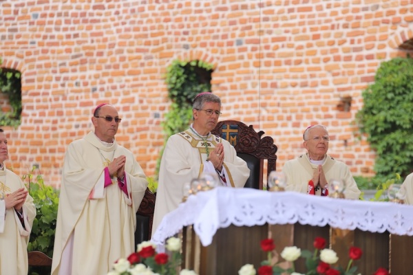 arcybiskupi na skałce